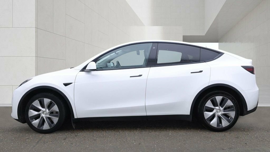 Tesla Model Y Suv White #6