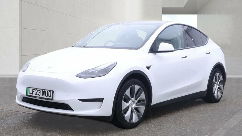 Tesla Model Y Suv White #2