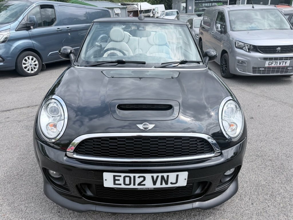 Mini Convertible 1.6L Cooper S Black #2