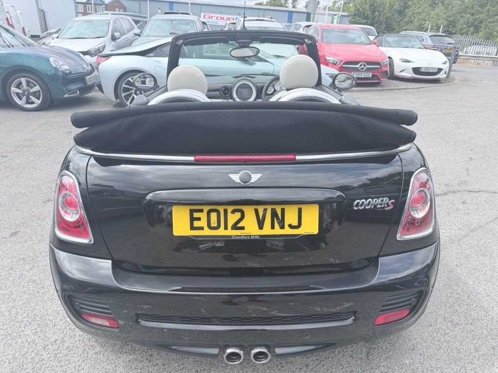 Mini Convertible 1.6L Cooper S Black #6
