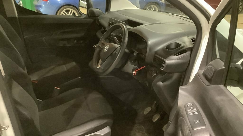 Vauxhall Combo L1h1 2000 Dynamic White #7
