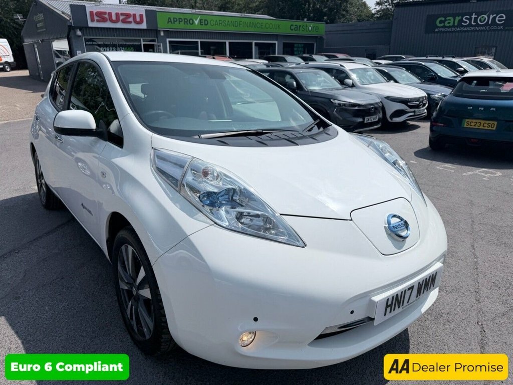 Nissan Leaf Hatchback White