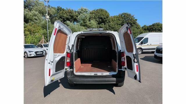 Citroen Berlingo 1.5L Enterprise M Pro White #6