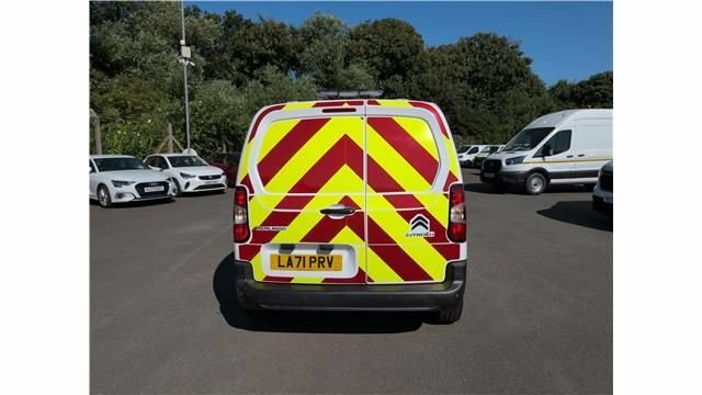Citroen Berlingo 1.5L Enterprise M Pro White #5