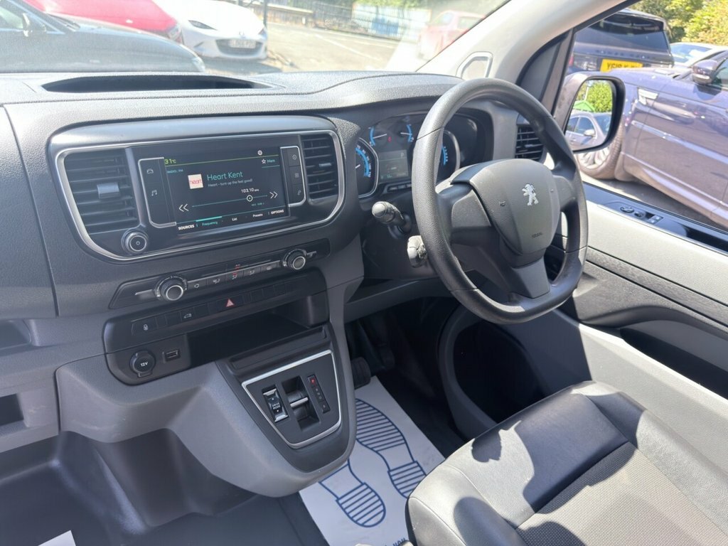 Peugeot E-Expert E 1200 75Kwh Professional Standa... White #19
