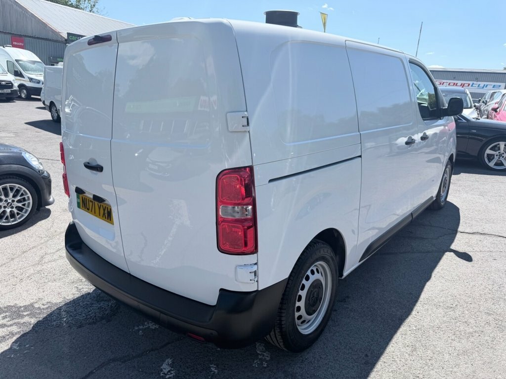 Peugeot E-Expert E 1200 75Kwh Professional Standa... White #7
