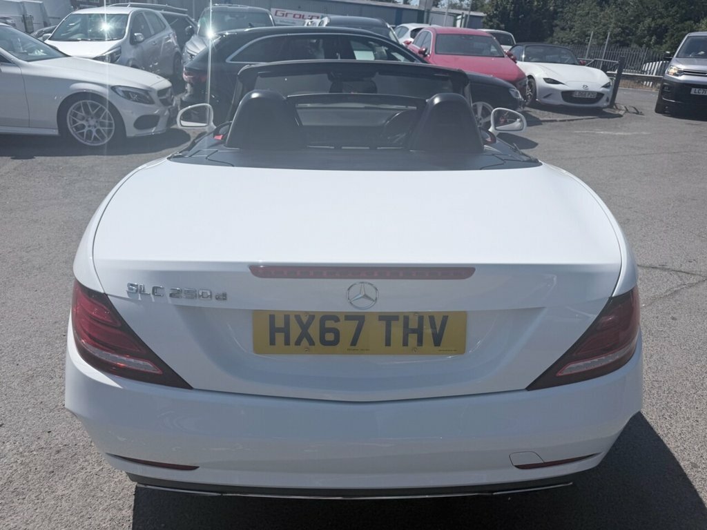 Mercedes-Benz SLC 2.1L Amg Line White #6
