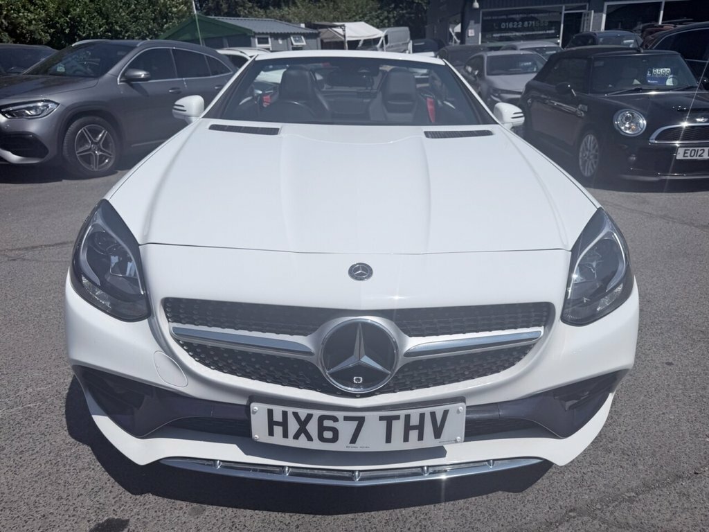 Mercedes-Benz SLC 2.1L Amg Line White #2