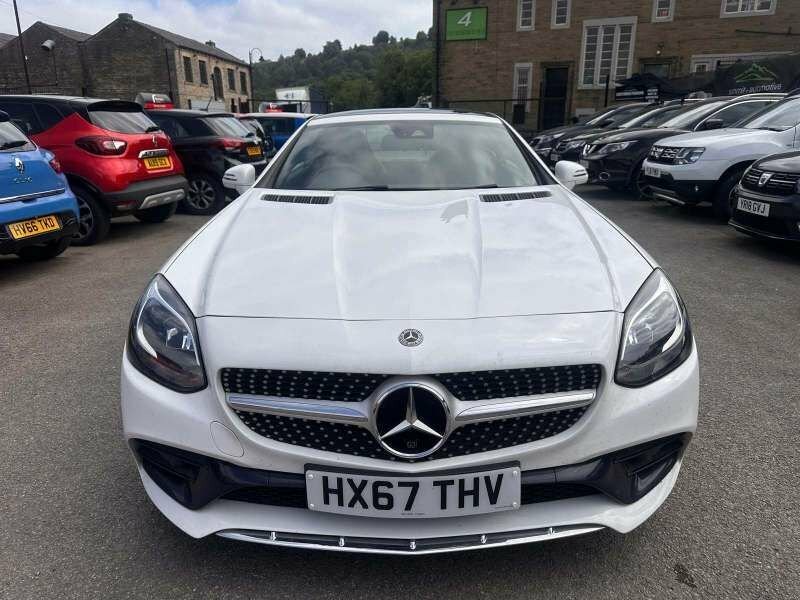 Mercedes-Benz SLC 2.1L Amg Line White #2