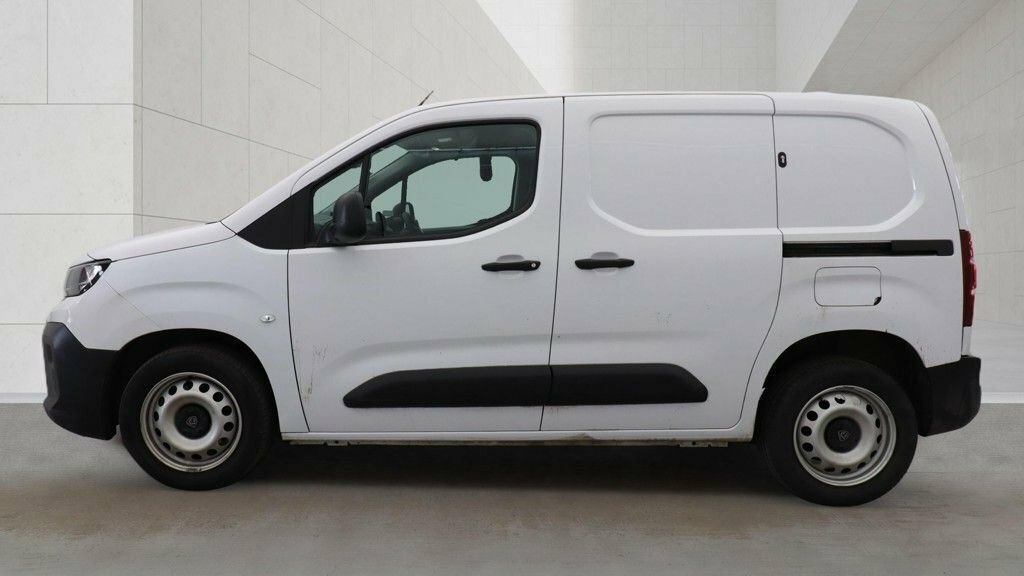 Peugeot Partner 1.5L Professional White #5