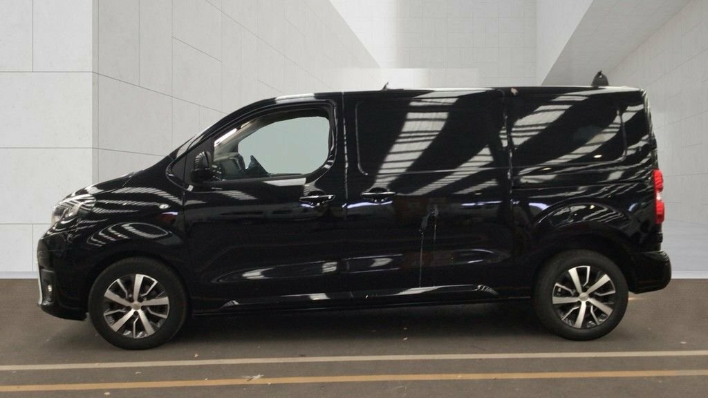 Toyota PROACE 2L Design Black #6
