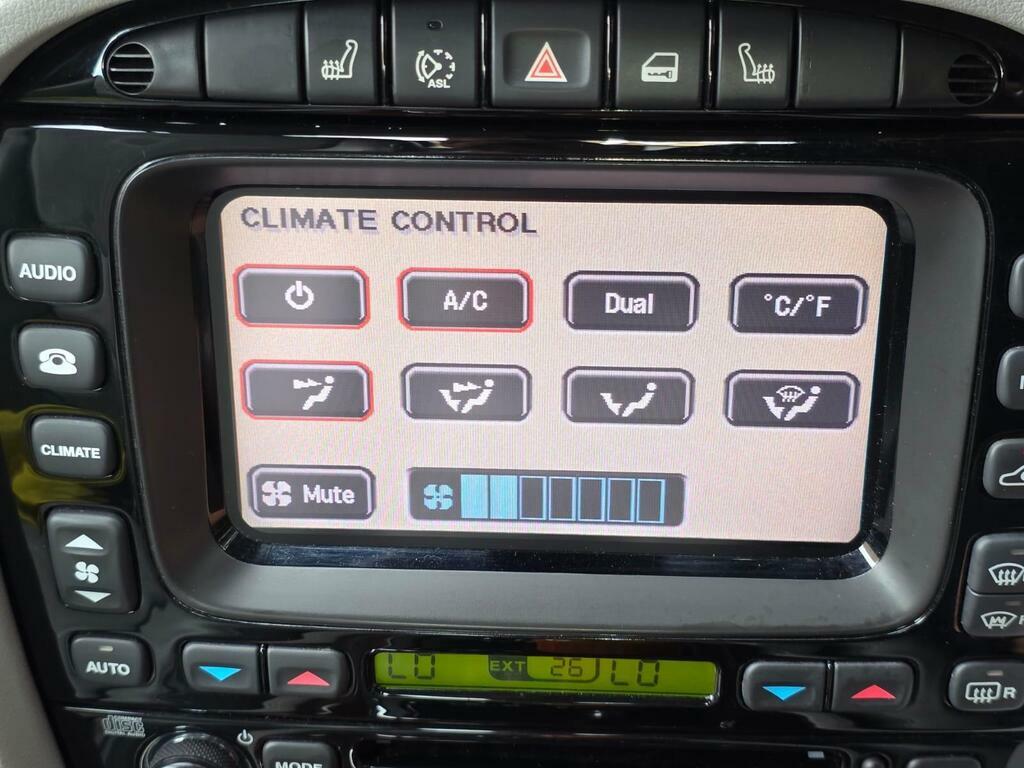 Jaguar XJ Tdvi Sport Premium Saloon Blue #53