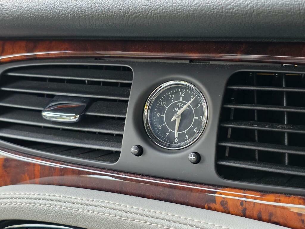 Jaguar XJ Tdvi Sport Premium Saloon Blue #67