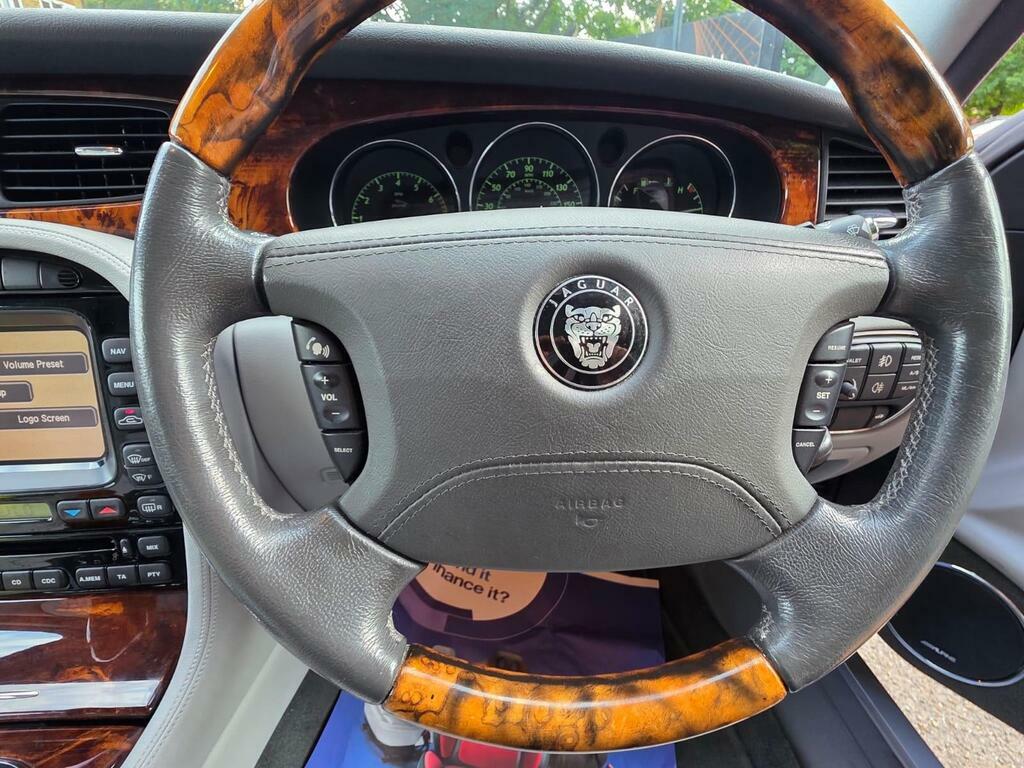 Jaguar XJ Tdvi Sport Premium Saloon Blue #59