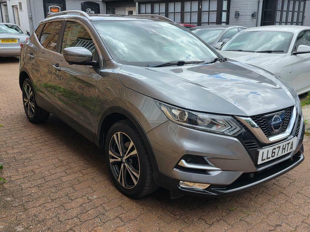 Nissan Qashqai 1.2 Dig-t N-connecta Xtron Euro 6 S S Grey