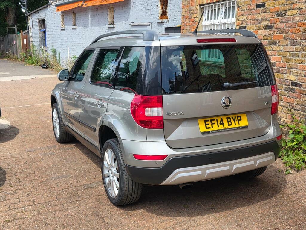 Skoda Yeti 1.2 Tsi Se Outdoor Dsg Euro 5 Beige #4