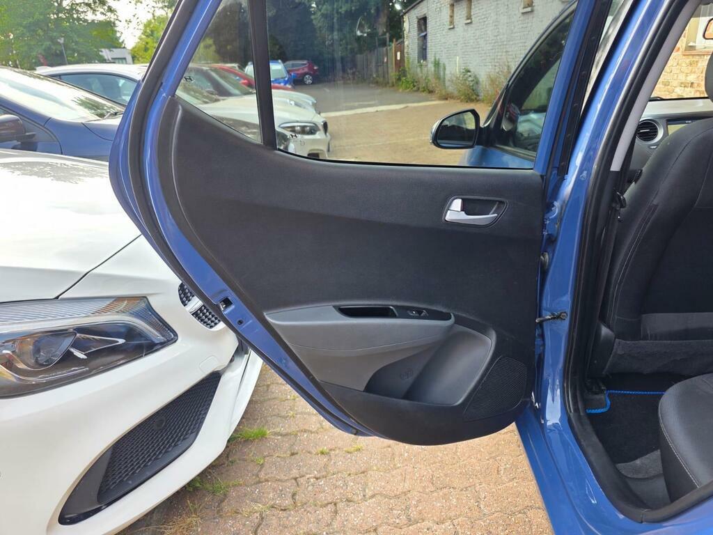 Hyundai I10 1.0 Se Hatchback Euro 6 66 Ps Blue #30