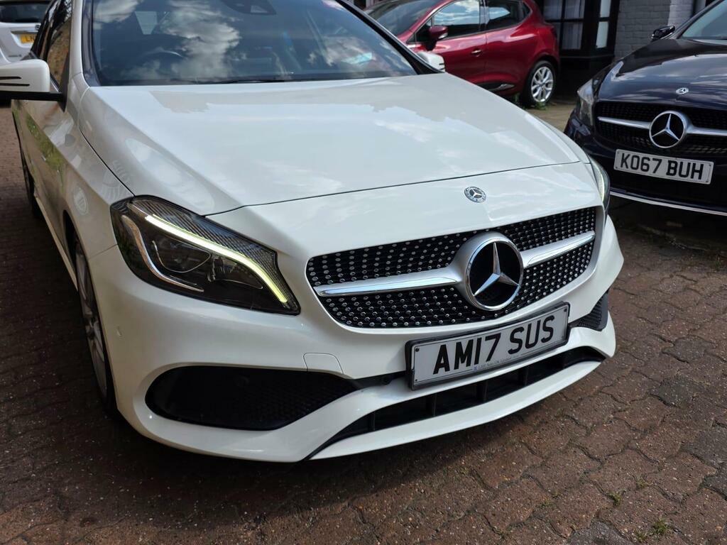Mercedes-Benz A Class 1.6 A180 Amg Line Premium 7G-dct Euro 6 S S White #3
