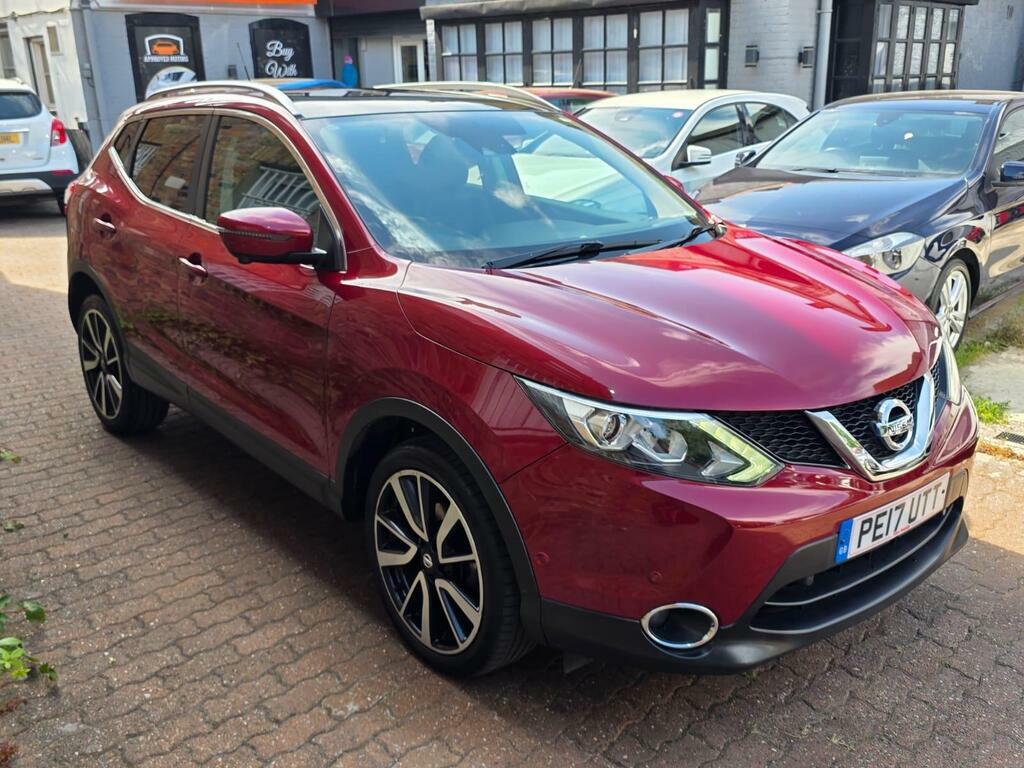 Nissan Qashqai 1.2 Dig-t Tekna Xtron 2Wd Euro 6 S S Red