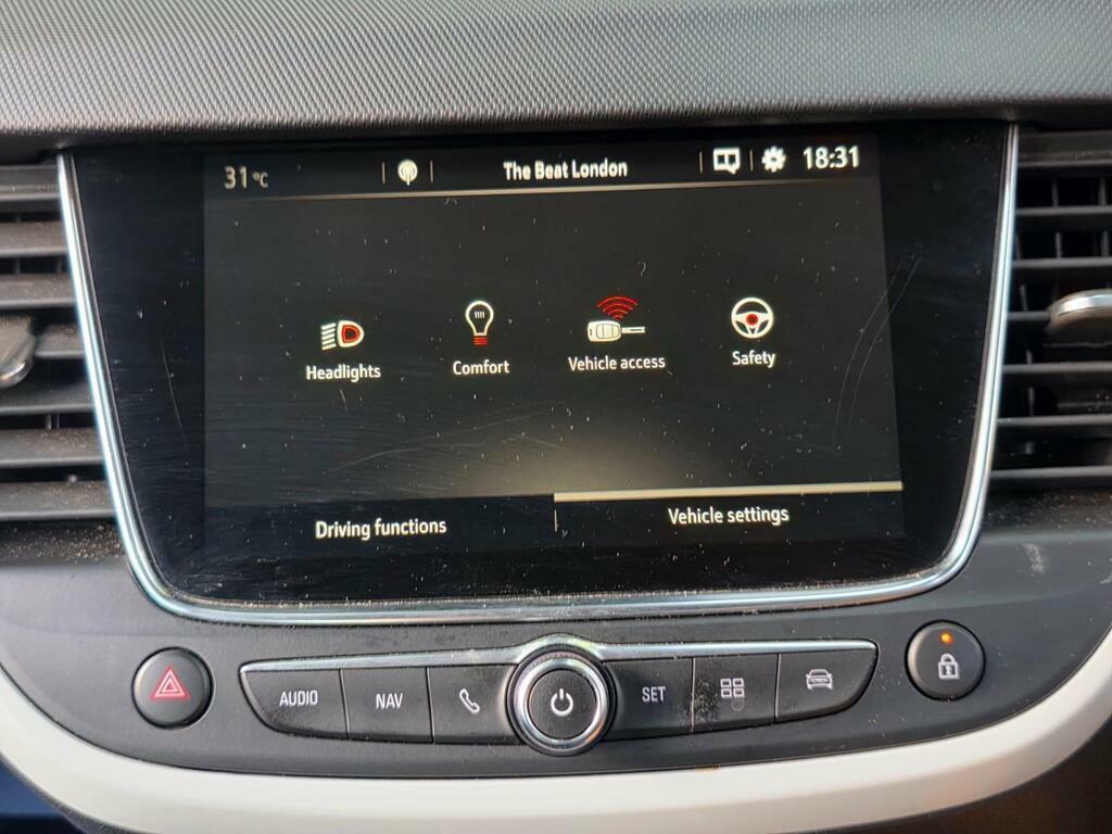 Vauxhall Crossland X Hatchback 1.2 Elite Grey #43