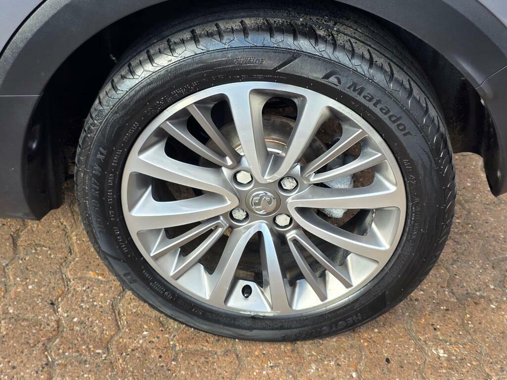 Vauxhall Crossland X Hatchback 1.2 Elite Grey #41