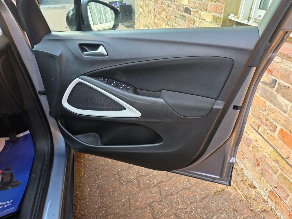 Vauxhall Crossland X Hatchback 1.2 Elite Grey #36