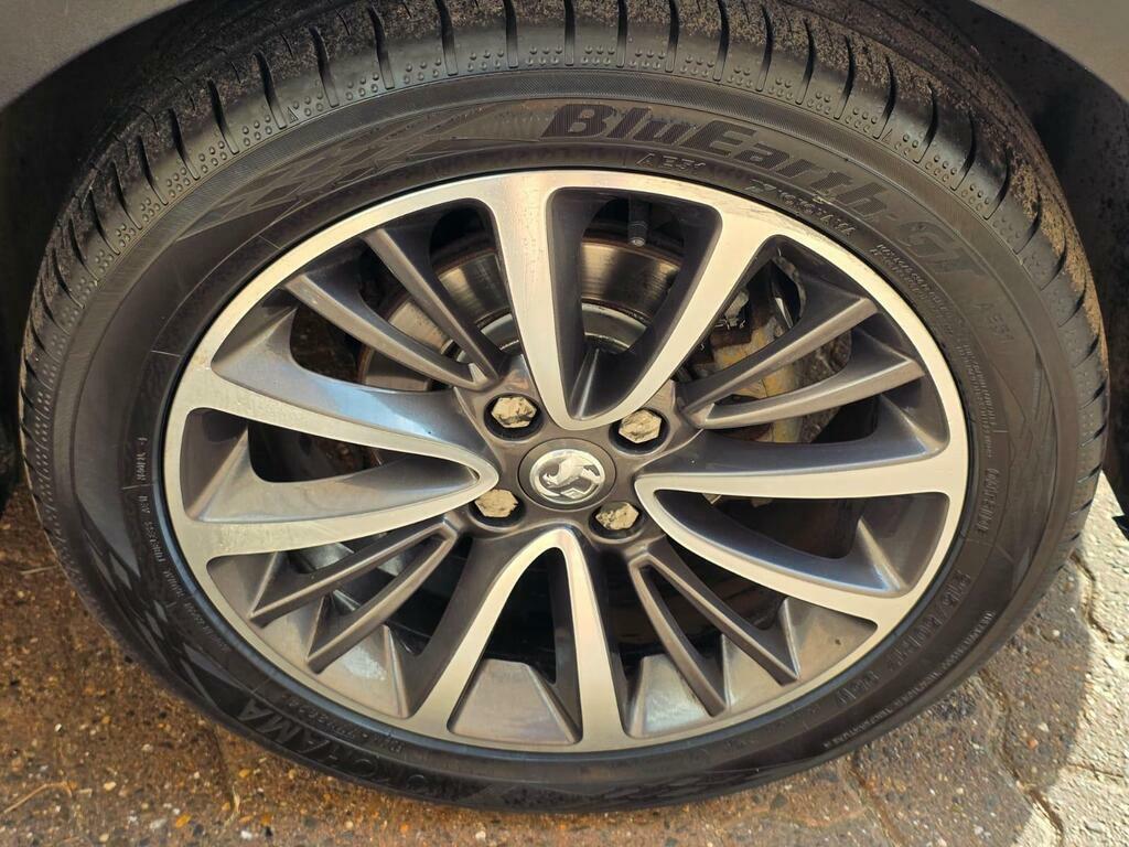 Vauxhall Crossland X Hatchback 1.2 Elite Grey #40