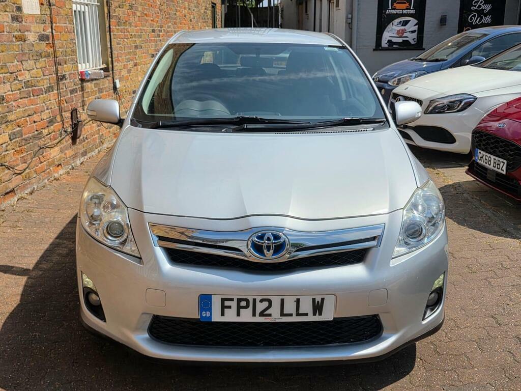 Toyota Auris 1.8 Vvt-h T4 Cvt Euro 5 S S Silver #2