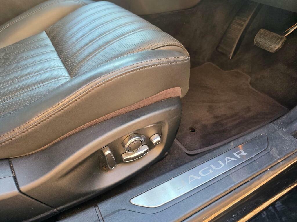 Jaguar XF Prestige Blue #75