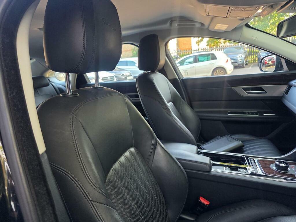 Jaguar XF Prestige Blue #20