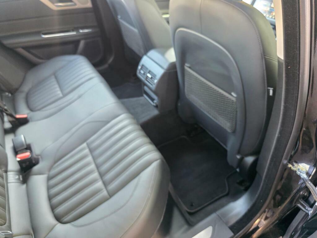 Jaguar XF Prestige Blue #23