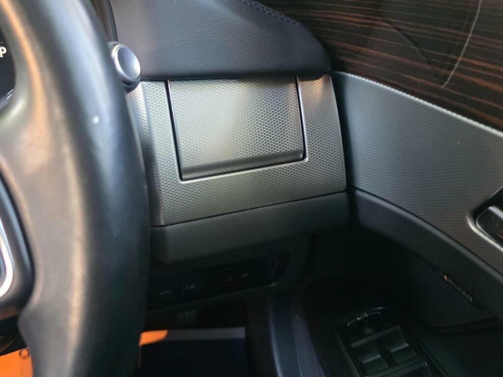 Jaguar XF Prestige Blue #40