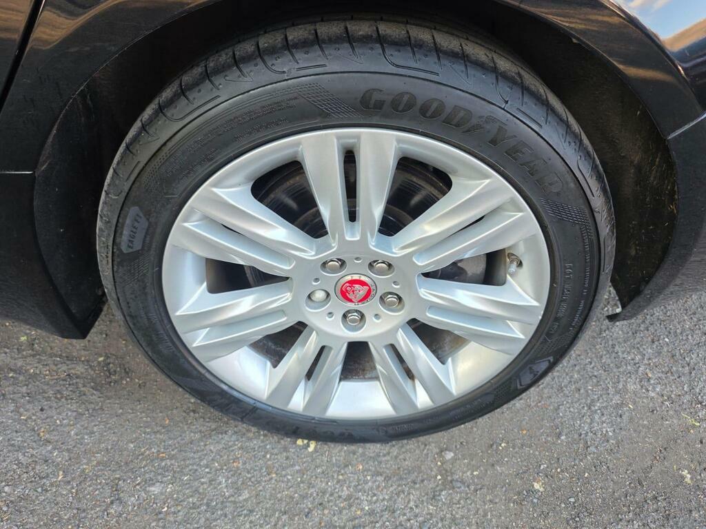 Jaguar XF Prestige Blue #52