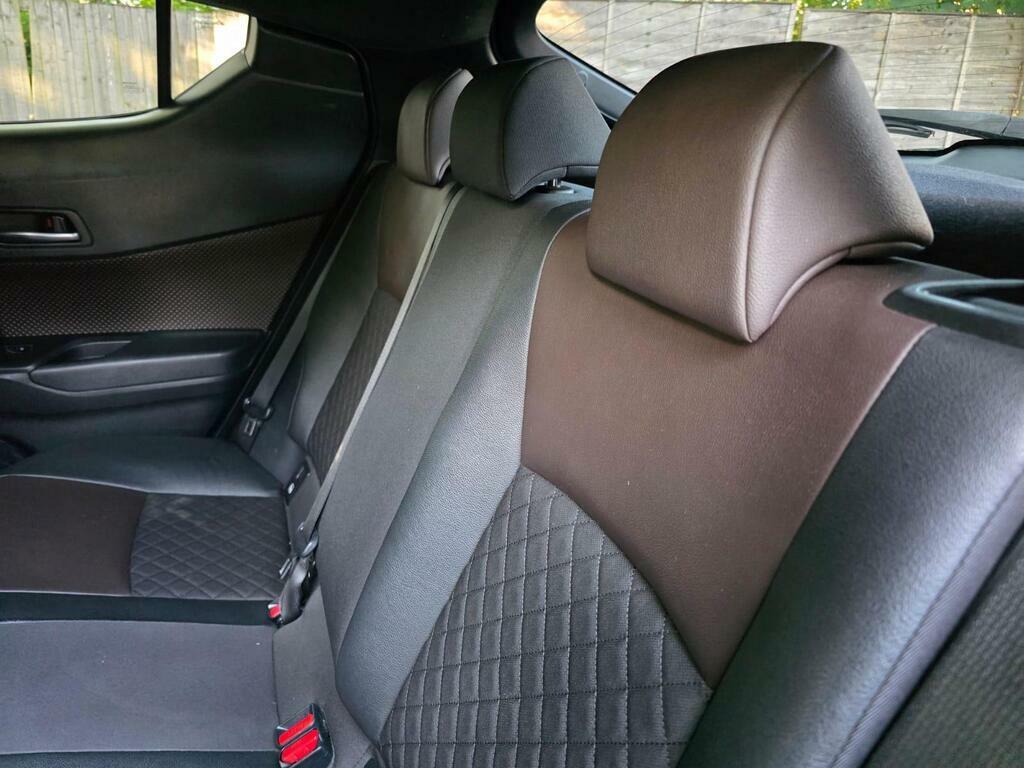 Toyota C-Hr Dynamic Silver #16