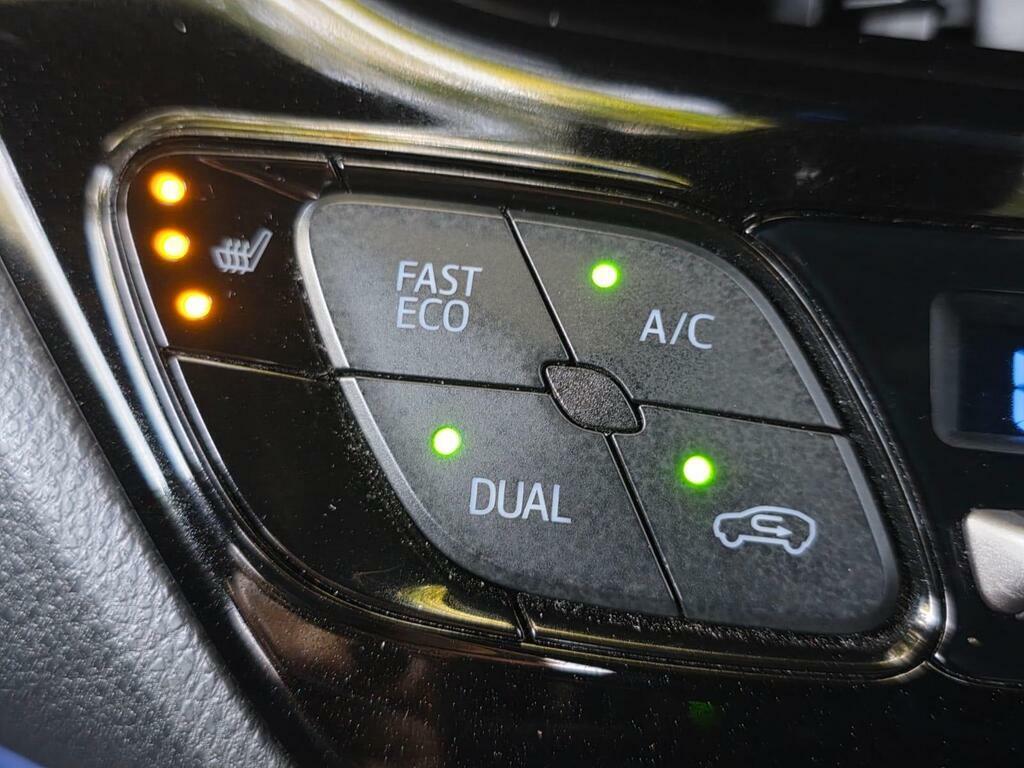 Toyota C-Hr Dynamic Silver #23