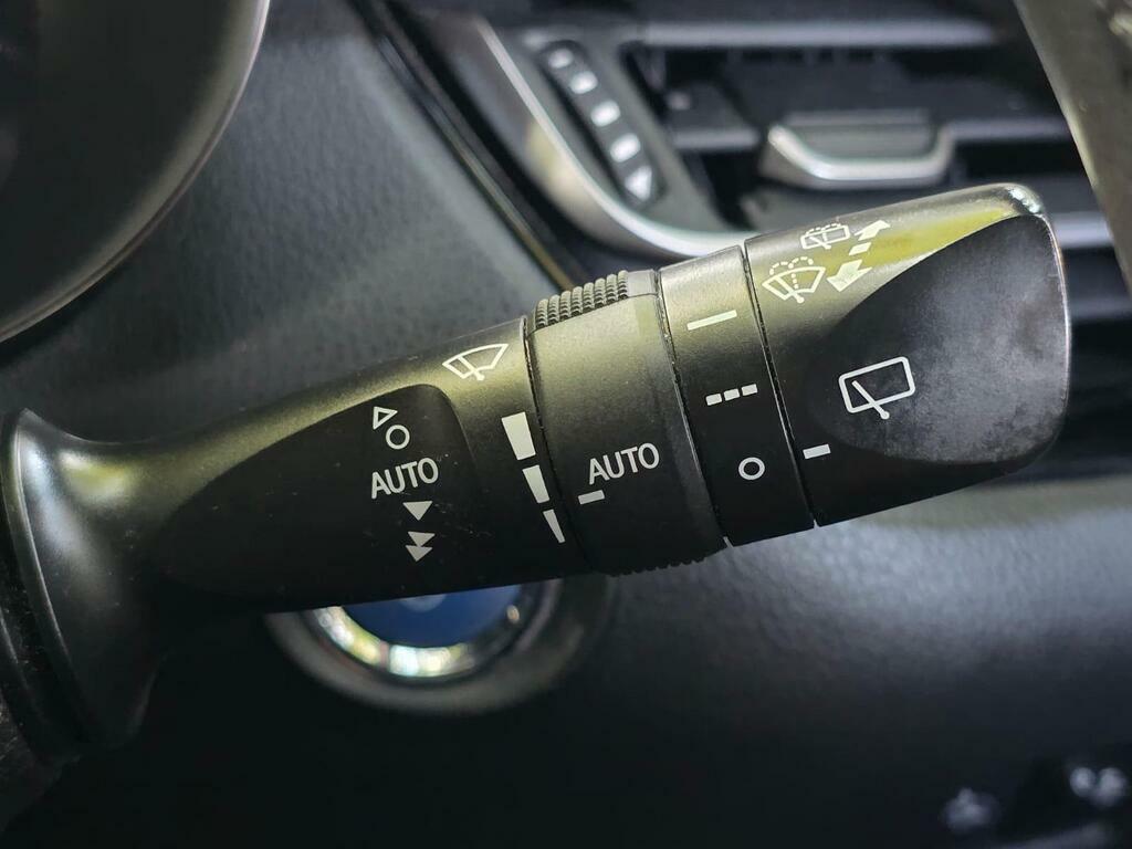 Toyota C-Hr Dynamic Silver #21