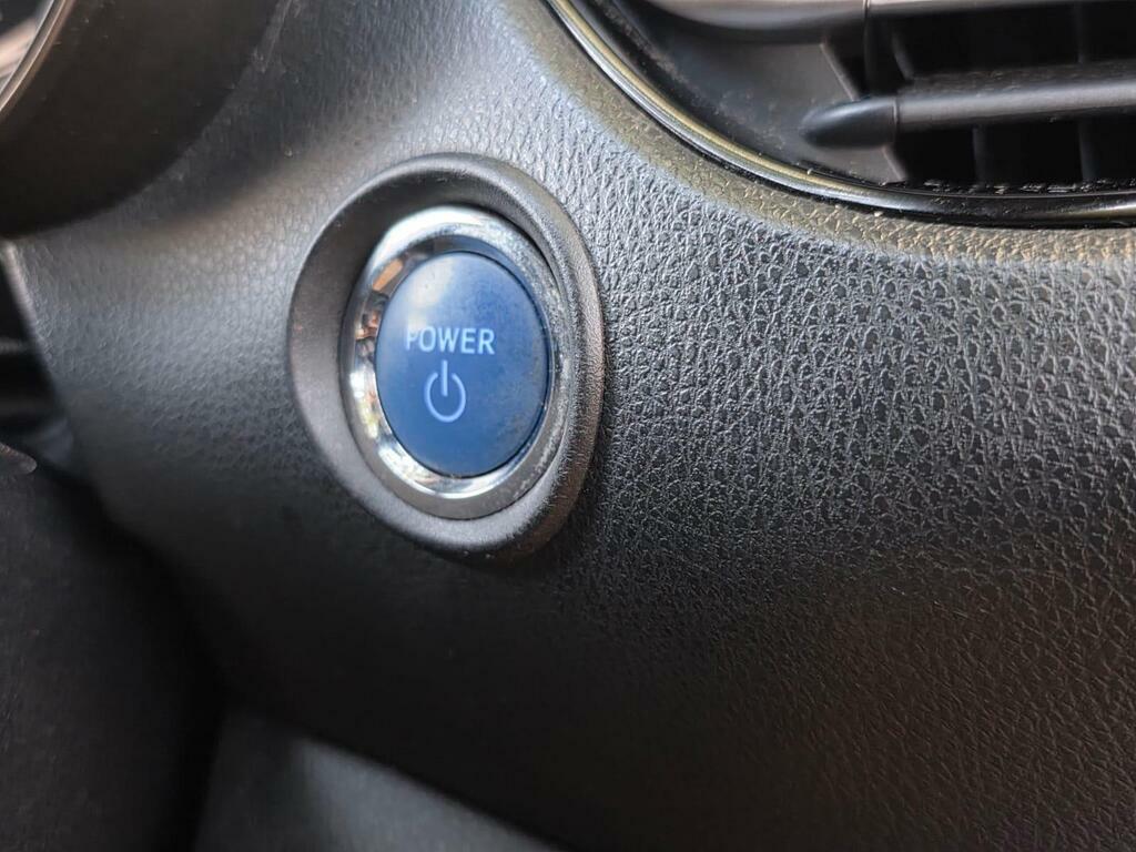 Toyota C-Hr Dynamic Silver #33