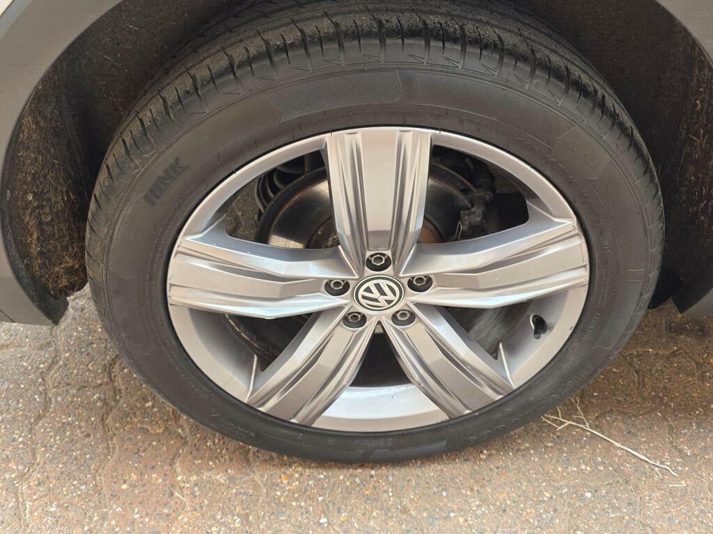 Volkswagen Tiguan Allspace R-line Tech Black #48