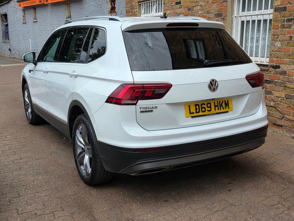 Volkswagen Tiguan Allspace R-line Tech Black #4