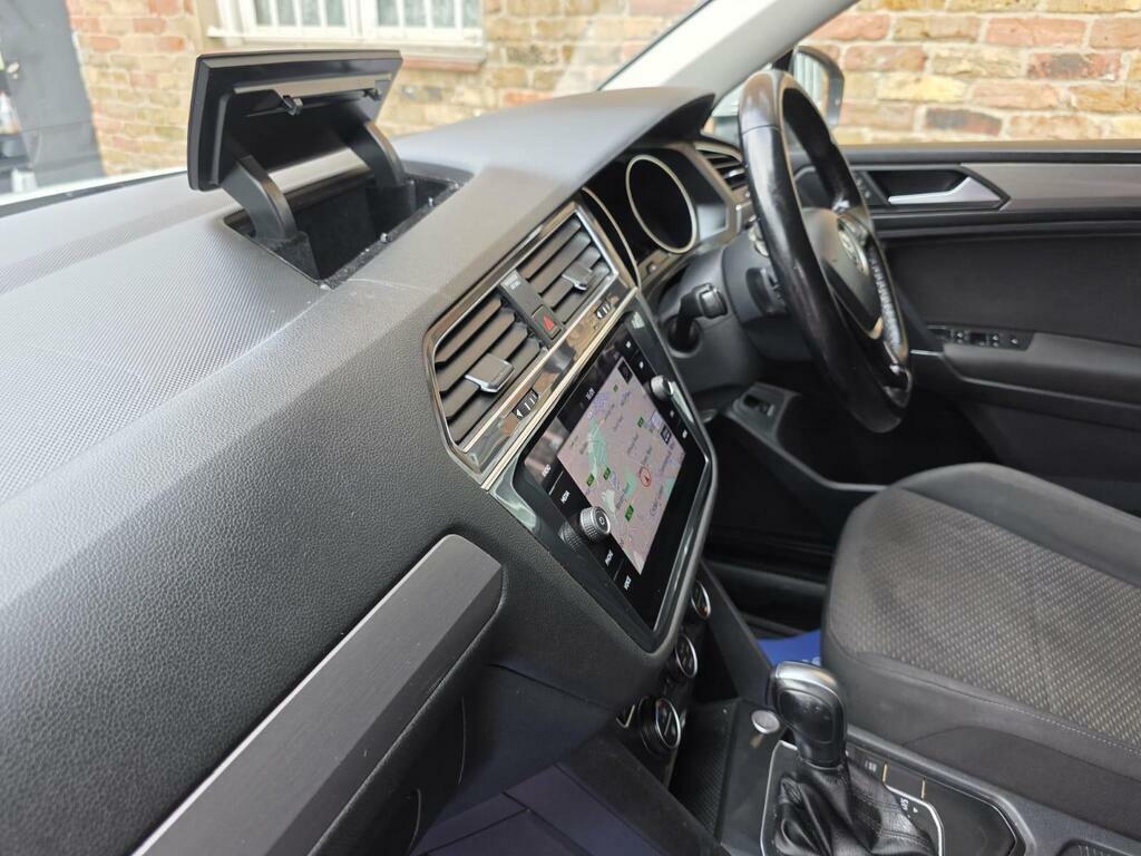 Volkswagen Tiguan Allspace R-line Tech Black #12