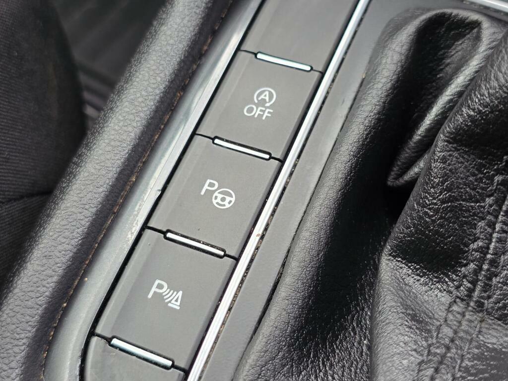 Volkswagen Tiguan Allspace R-line Tech Black #37