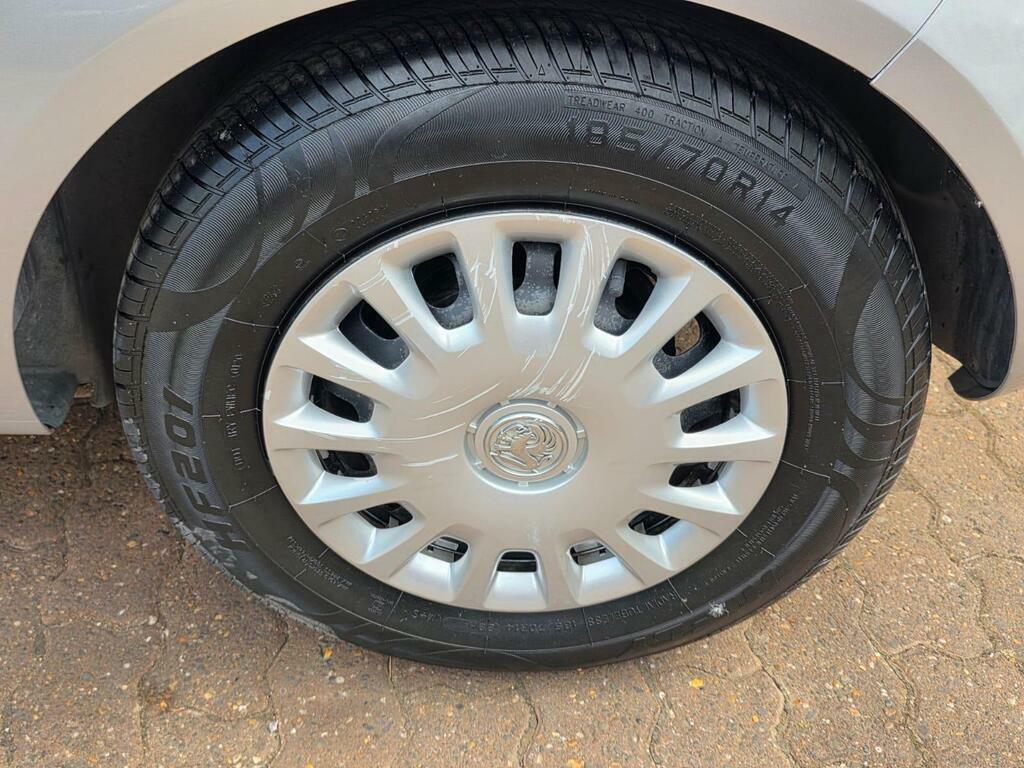 Vauxhall Corsa Hatchback 1.4 16V Se Euro 5 Silver #34