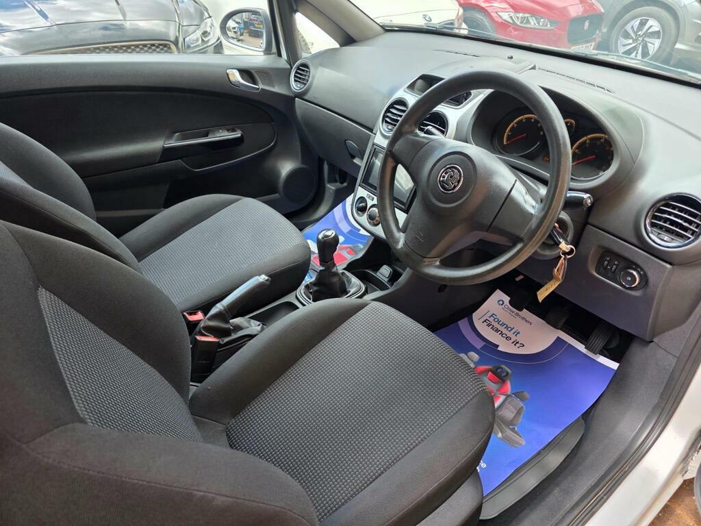 Vauxhall Corsa Hatchback 1.4 16V Se Euro 5 Silver #9