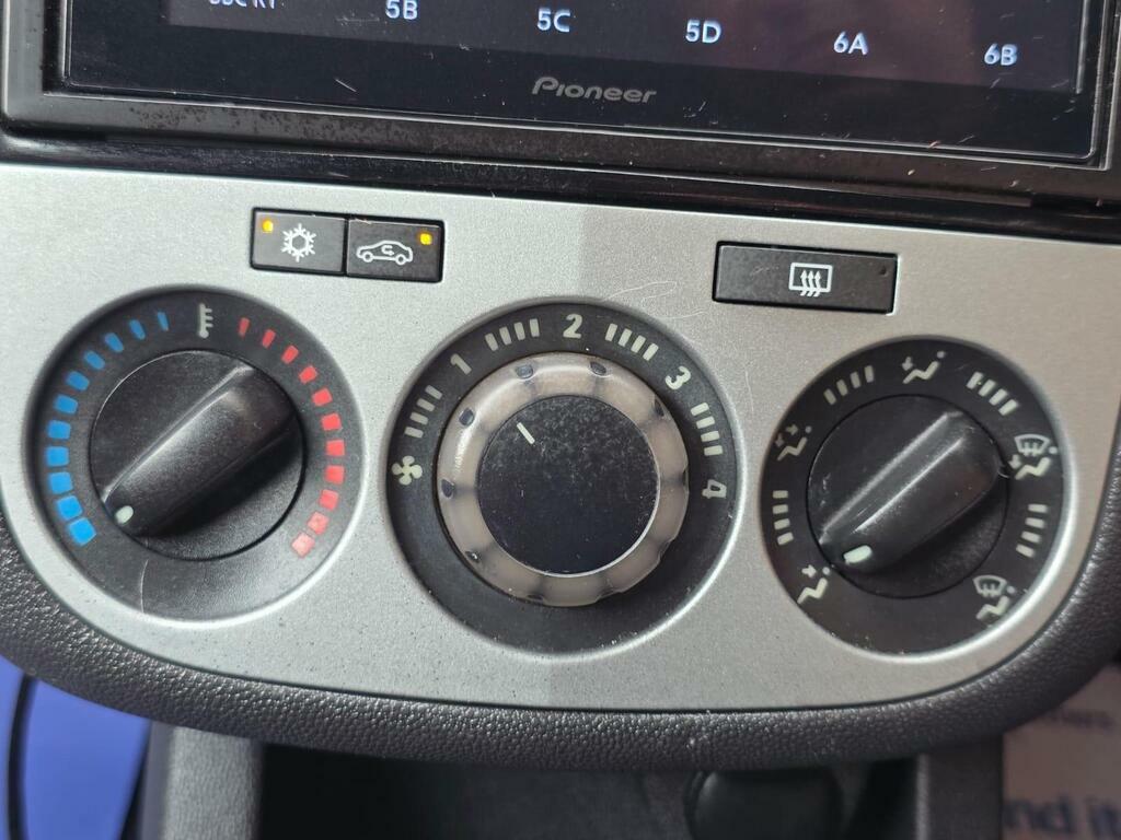Vauxhall Corsa Hatchback 1.4 16V Se Euro 5 Silver #25