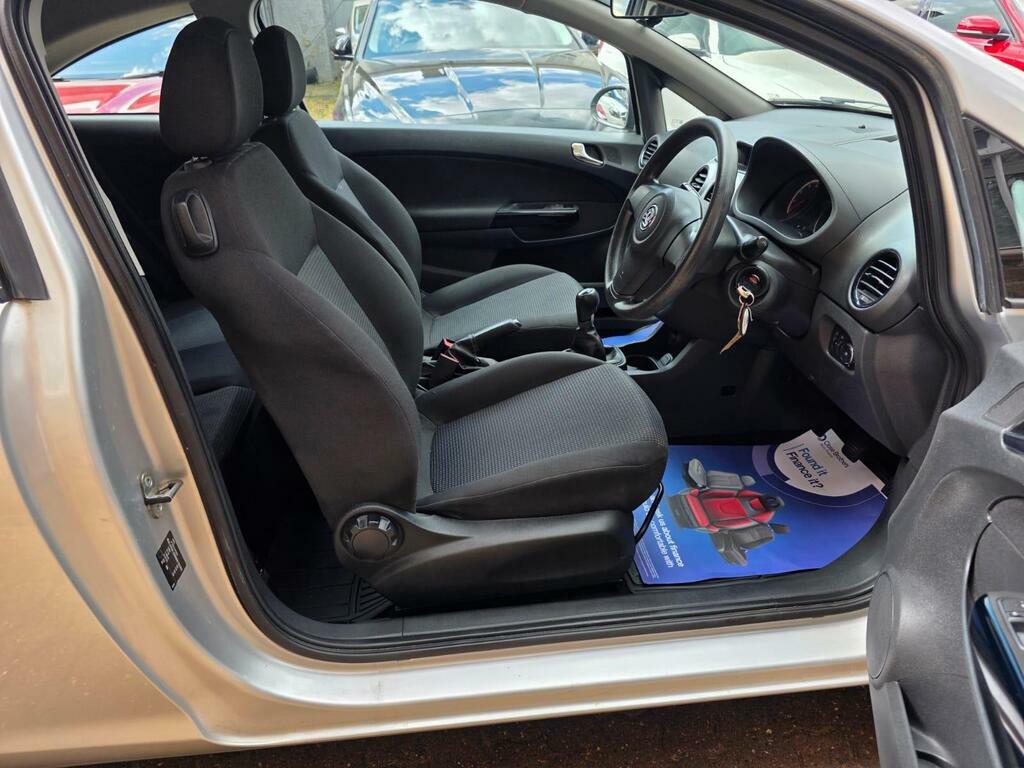 Vauxhall Corsa Hatchback 1.4 16V Se Euro 5 Silver #14