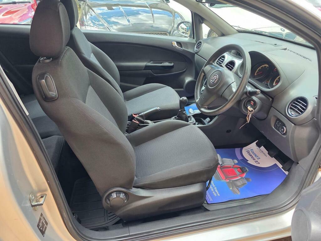 Vauxhall Corsa Hatchback 1.4 16V Se Euro 5 Silver #13
