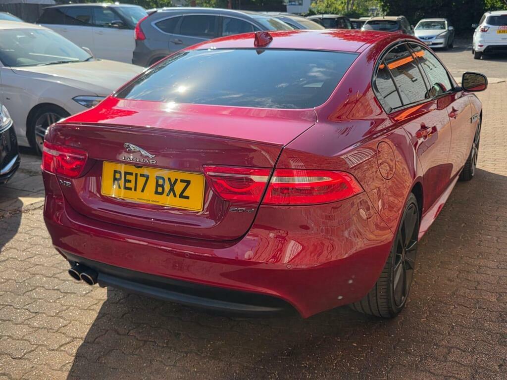 Jaguar XE R-sport Black #10