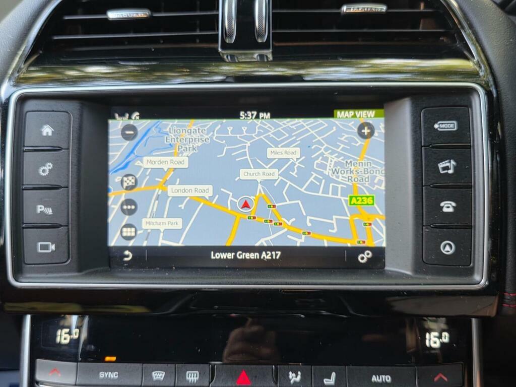 Jaguar XE R-sport Black #45
