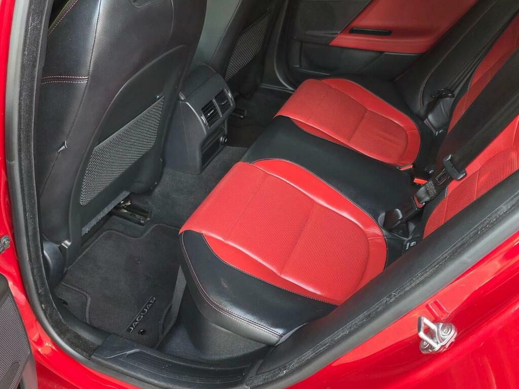 Jaguar XE R-sport Black #15