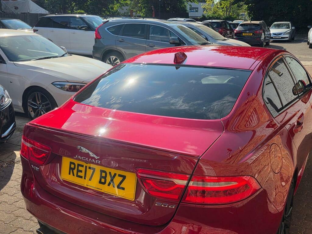 Jaguar XE R-sport Black #69